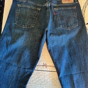 Levi's Men's Dark Blue Relaxed Jeans